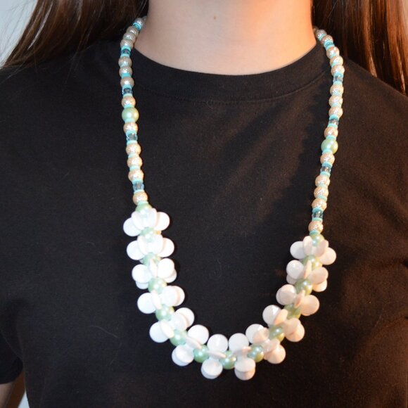 Necklace White & Blue Beads Acrylic Glass Plastic Rubber HomeMade Stretchy 12.5 - Picture 4 of 10